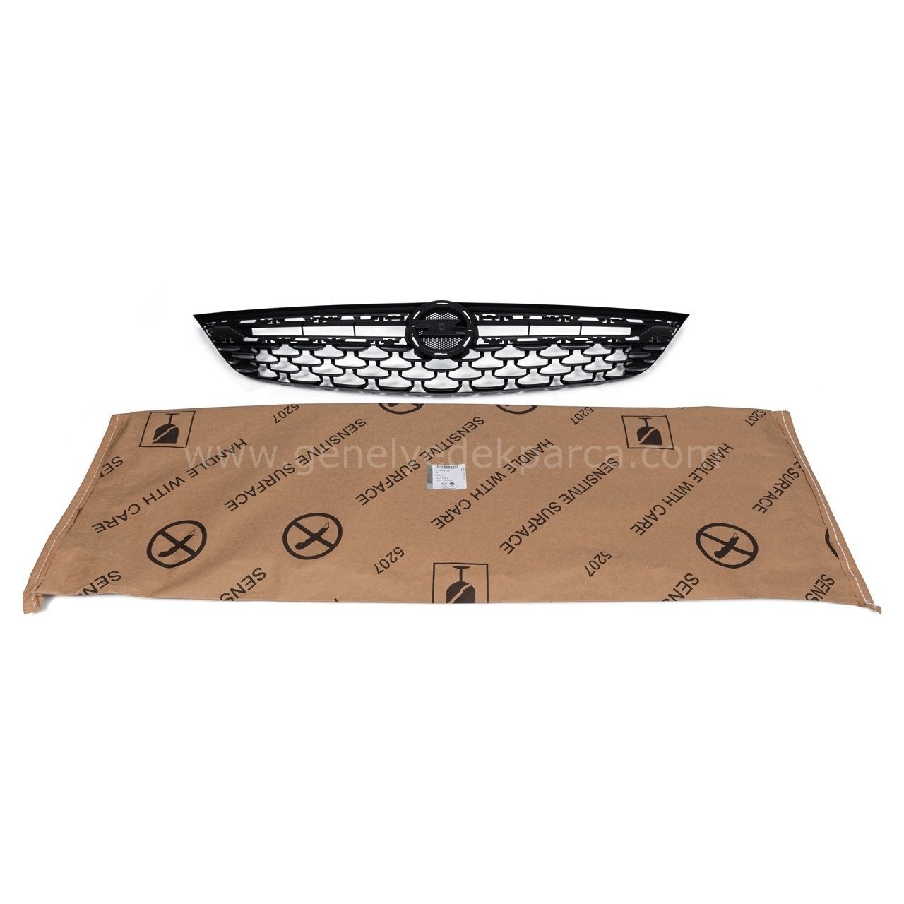 Opel Astra K Ön Panjur Sensörsüz Tipi Orijinal Gm Marka